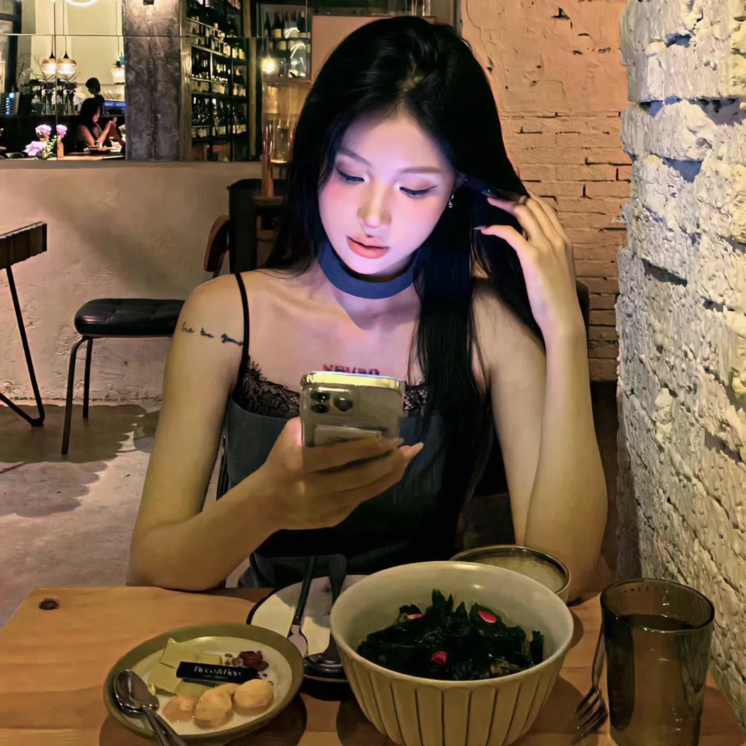 壁女